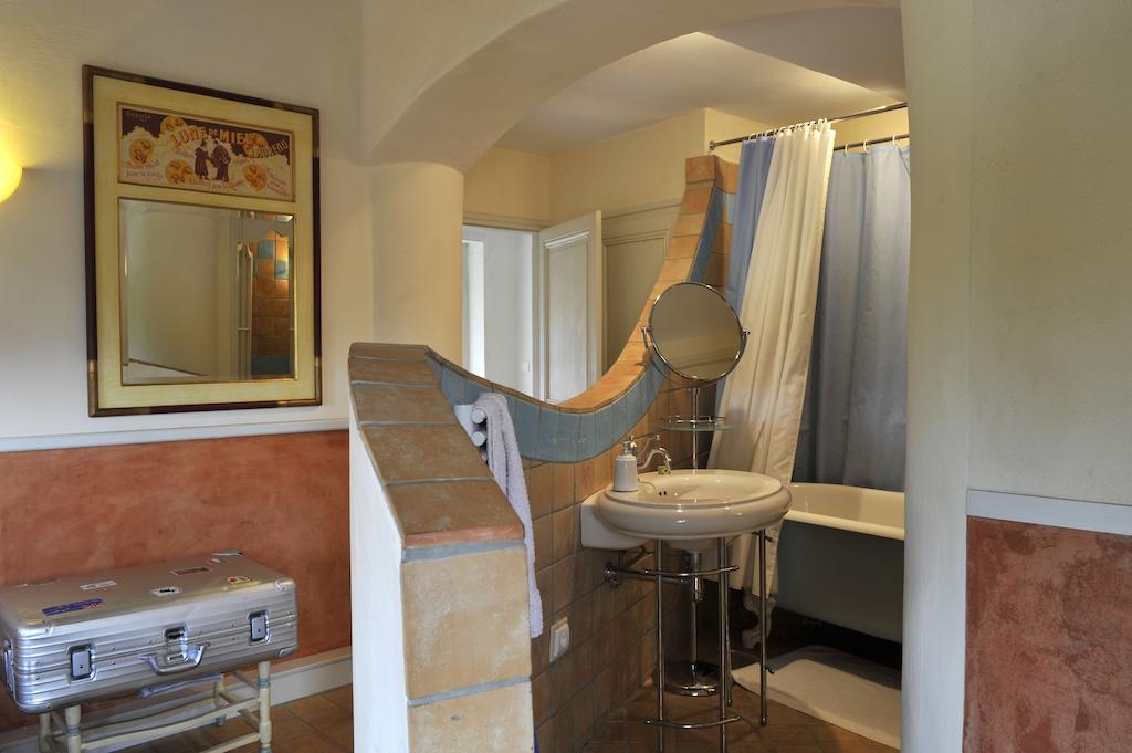 Une Campagne En Provence Hotel Bras Room photo